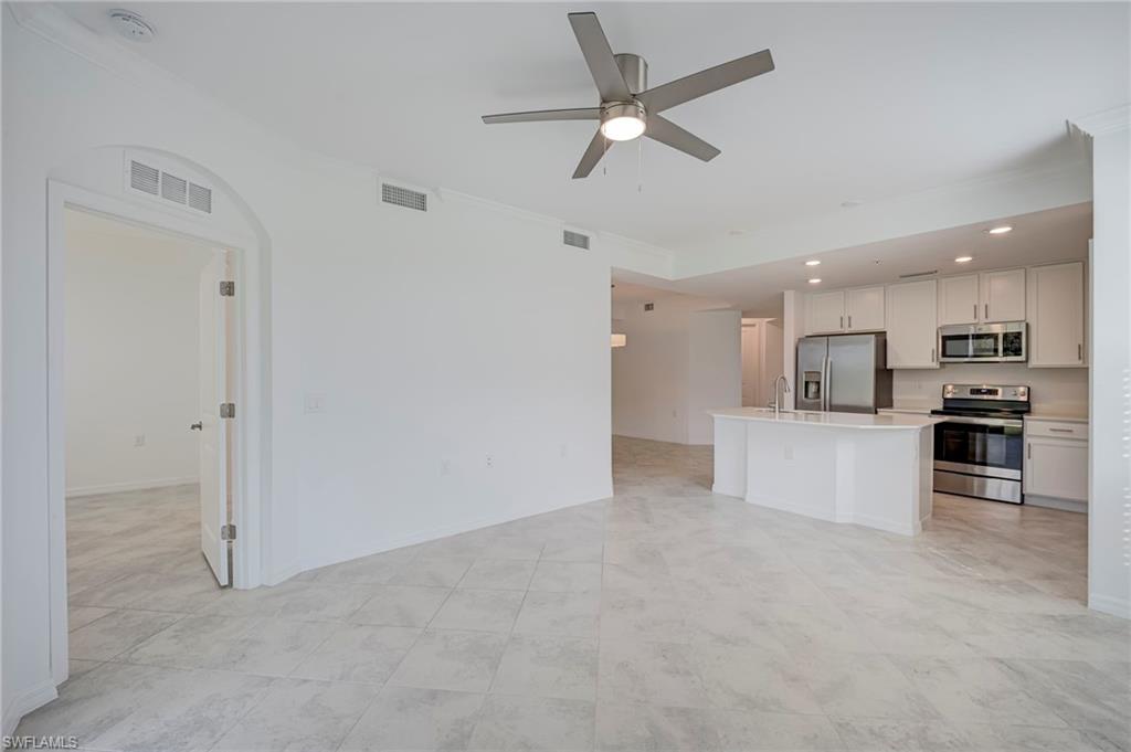 6046 National Blvd 411 Property Photo 6