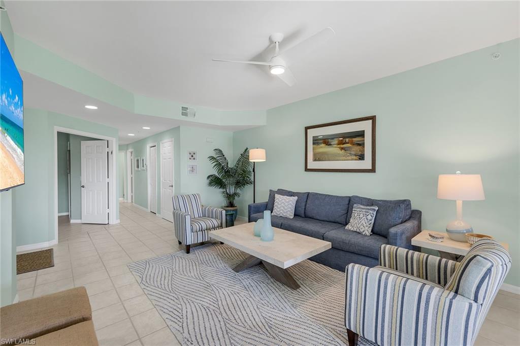 25276 Pelican Creek Cir 102 Property Photo 5