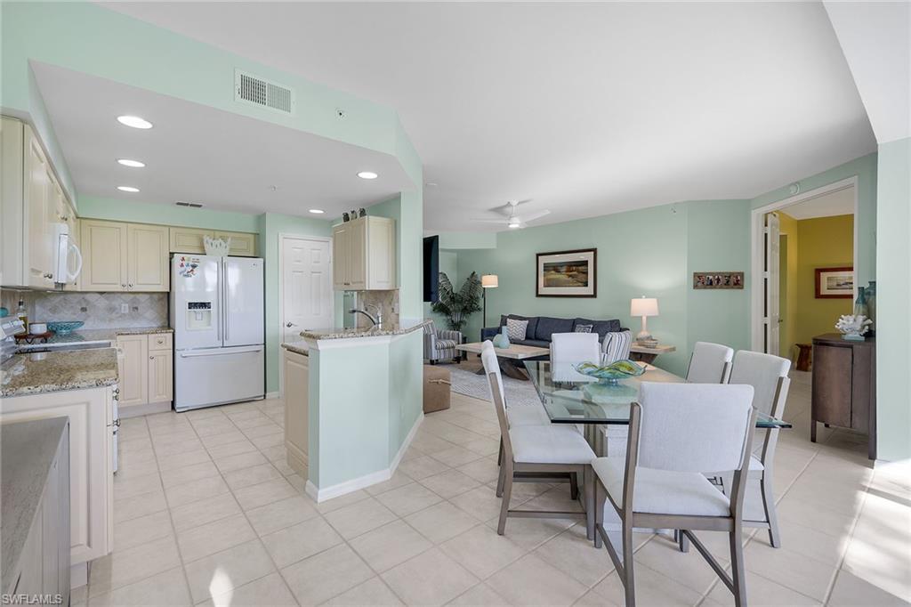 25276 Pelican Creek Cir 102 Property Photo 7