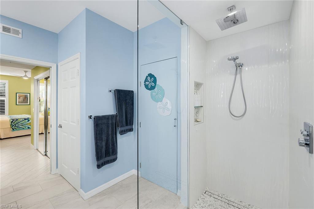 25276 Pelican Creek Cir 102 Property Photo 16