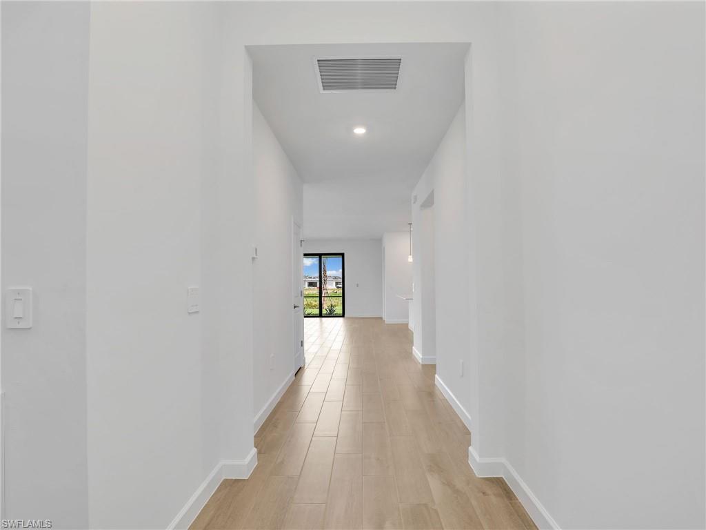20416 Verawood Loop Property Photo 7
