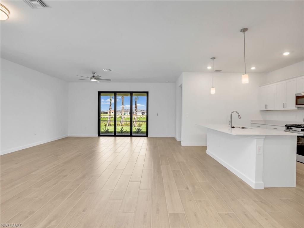 20416 Verawood Loop Property Photo 9
