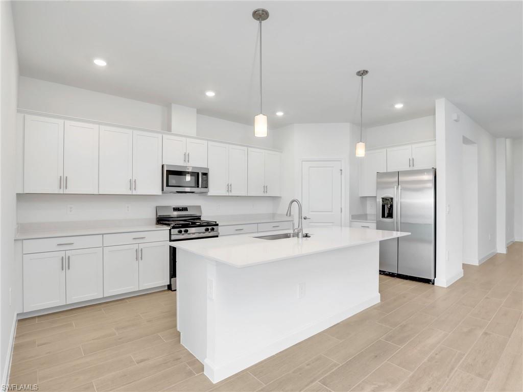 20416 Verawood Loop Property Photo 15