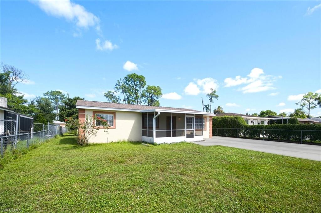 5449 Hardee St Property Photo 2