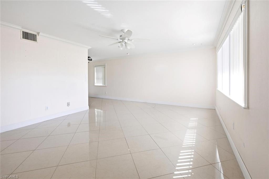 5449 Hardee St Property Photo 7