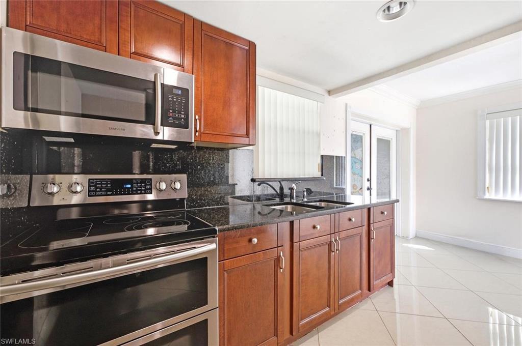 5449 Hardee St Property Photo 11