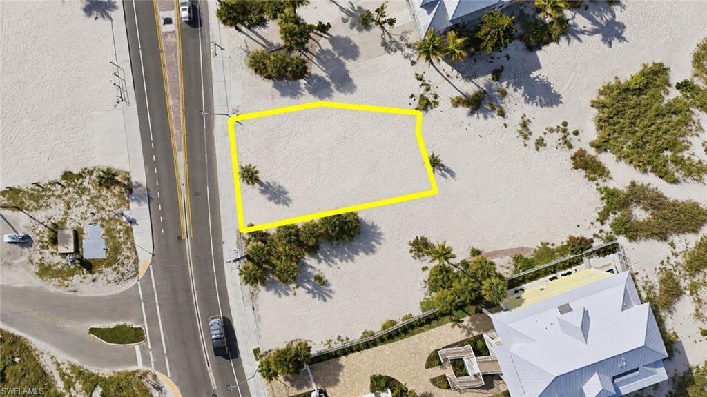 5680 Estero Blvd Property Photo 6