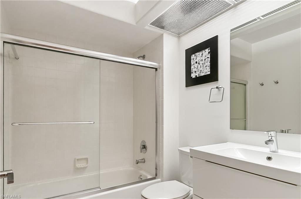 28072 Cavendish Ct 2211 Property Photo 22