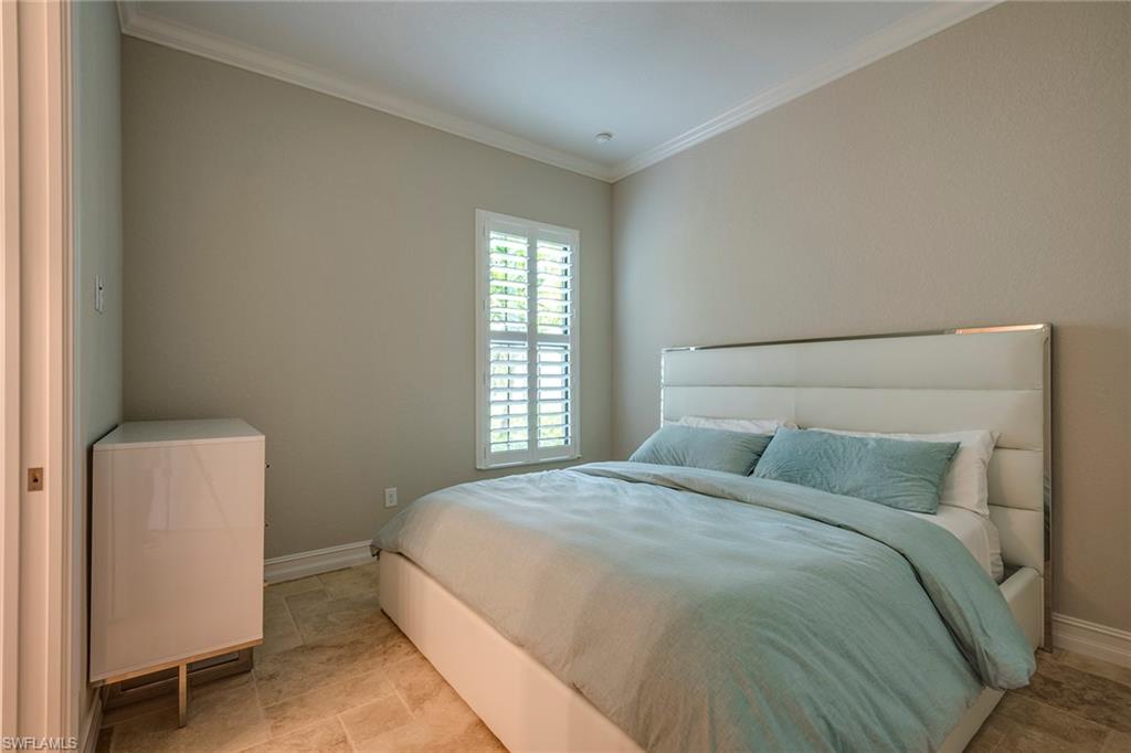 6560 Roma Way Property Photo 13