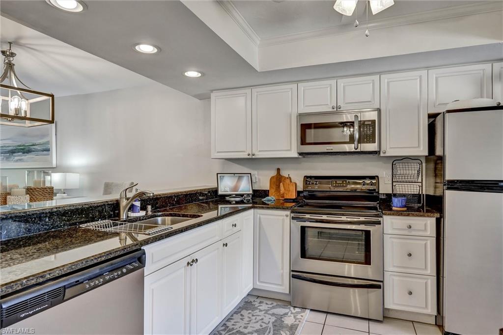 7340 Saint Ives Way 3102 Property Photo 5