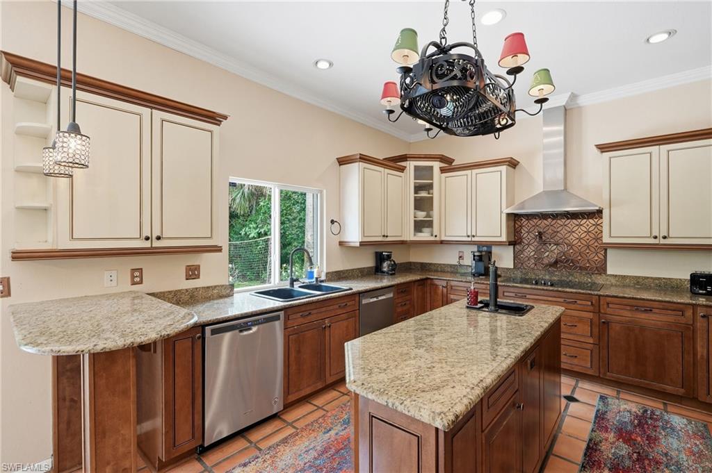 4561 Beechwood Lake Dr Property Photo 9