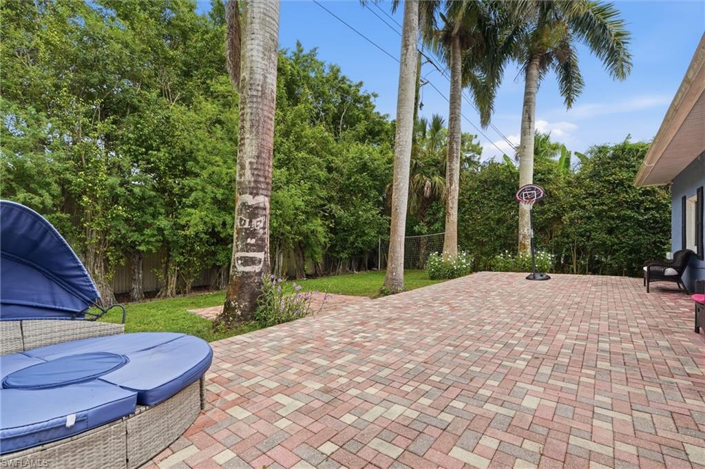 4561 Beechwood Lake Dr Property Photo 26
