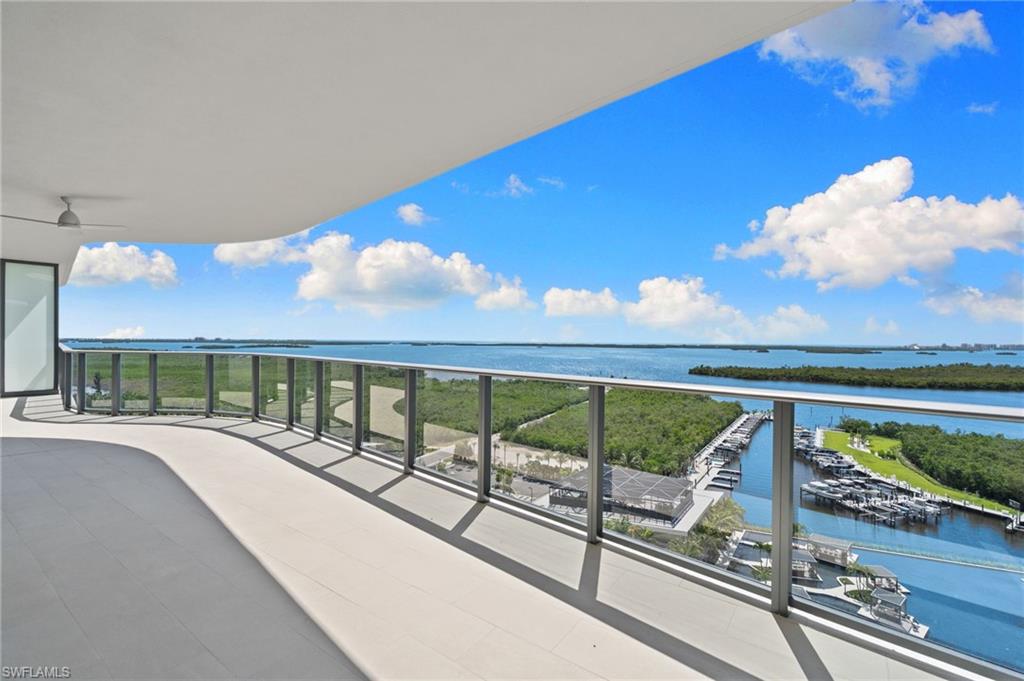5100 Seagrass Blvd 1005 Property Photo 3