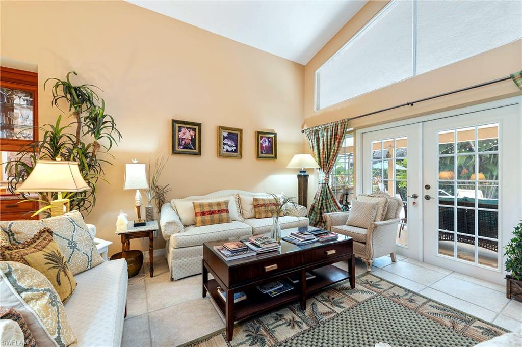 59 Grey Wing Pt Property Photo 6