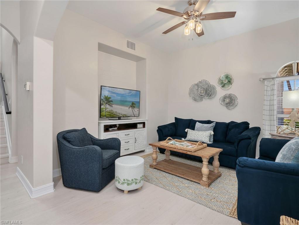 6096 Dogleg Dr Property Photo 26