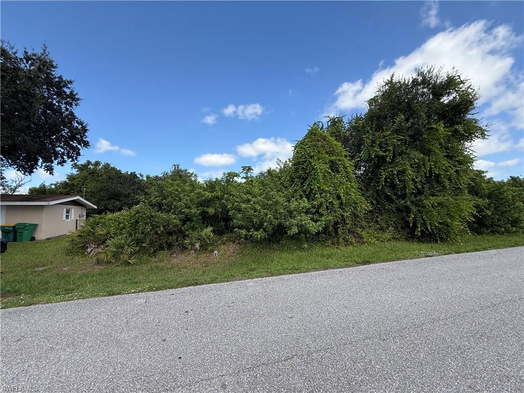 3279 Great Neck St Property Photo 3