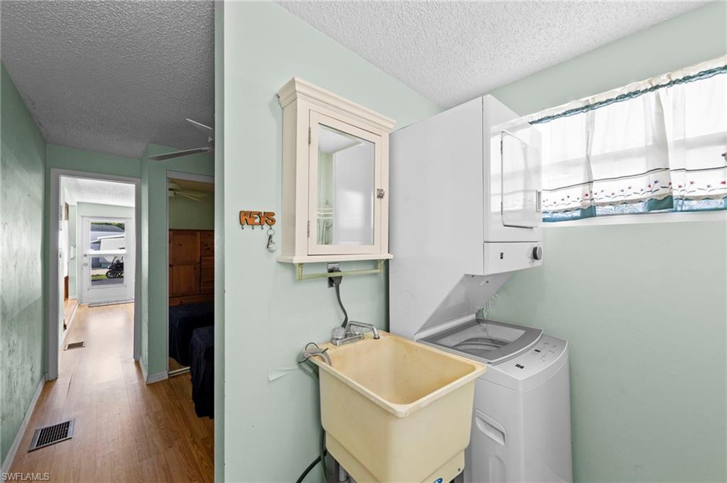 8547 Firwood Dr Property Photo 24