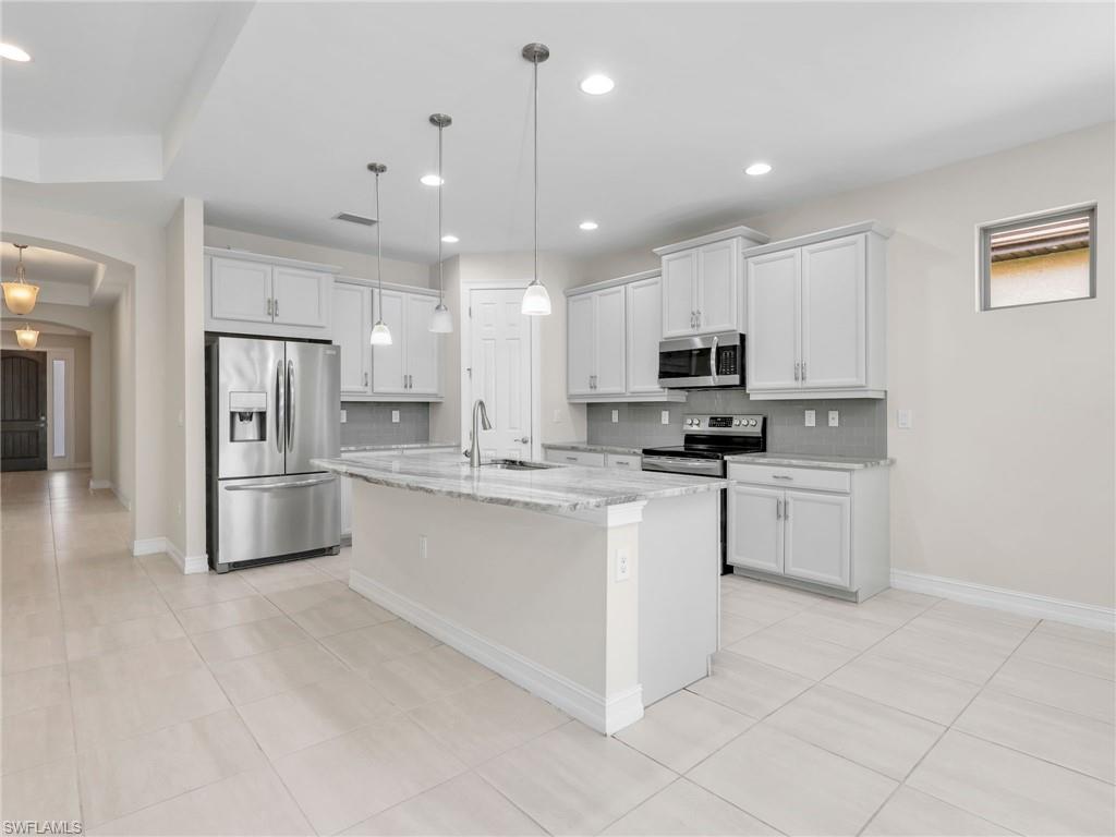 16382 Barclay Ct Property Photo 15