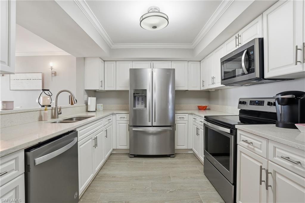 6662 Estero Blvd 508 Property Photo 5