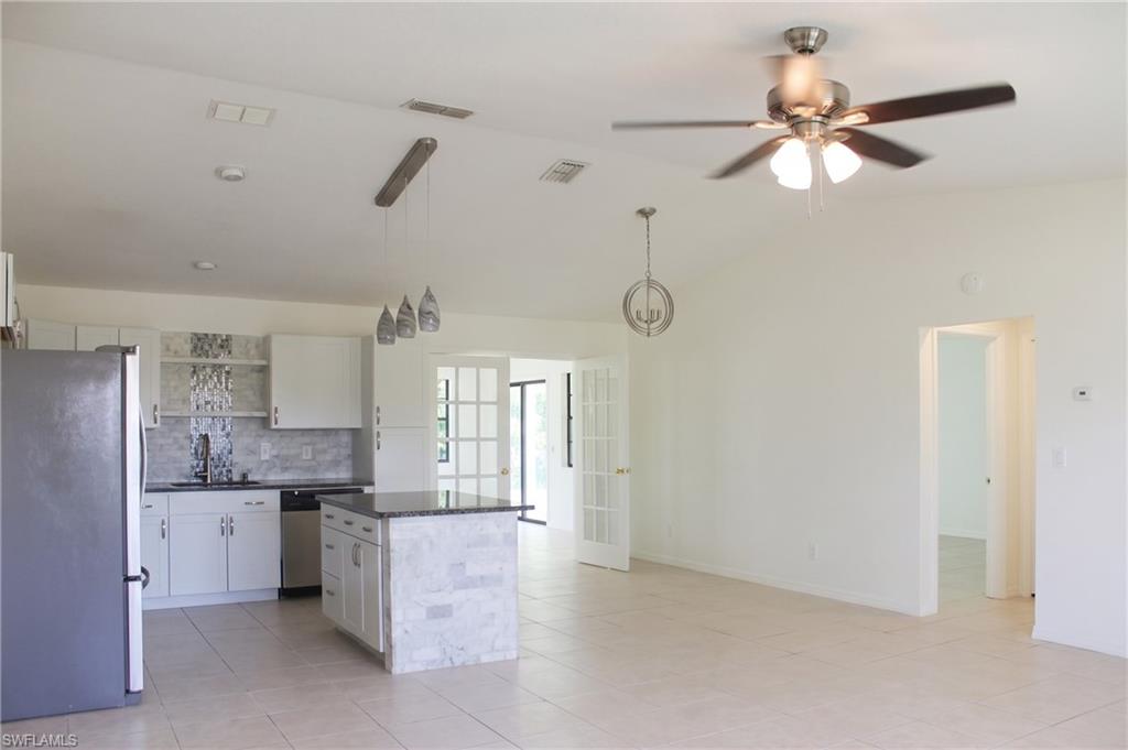 1905 6th St Property Photo 6