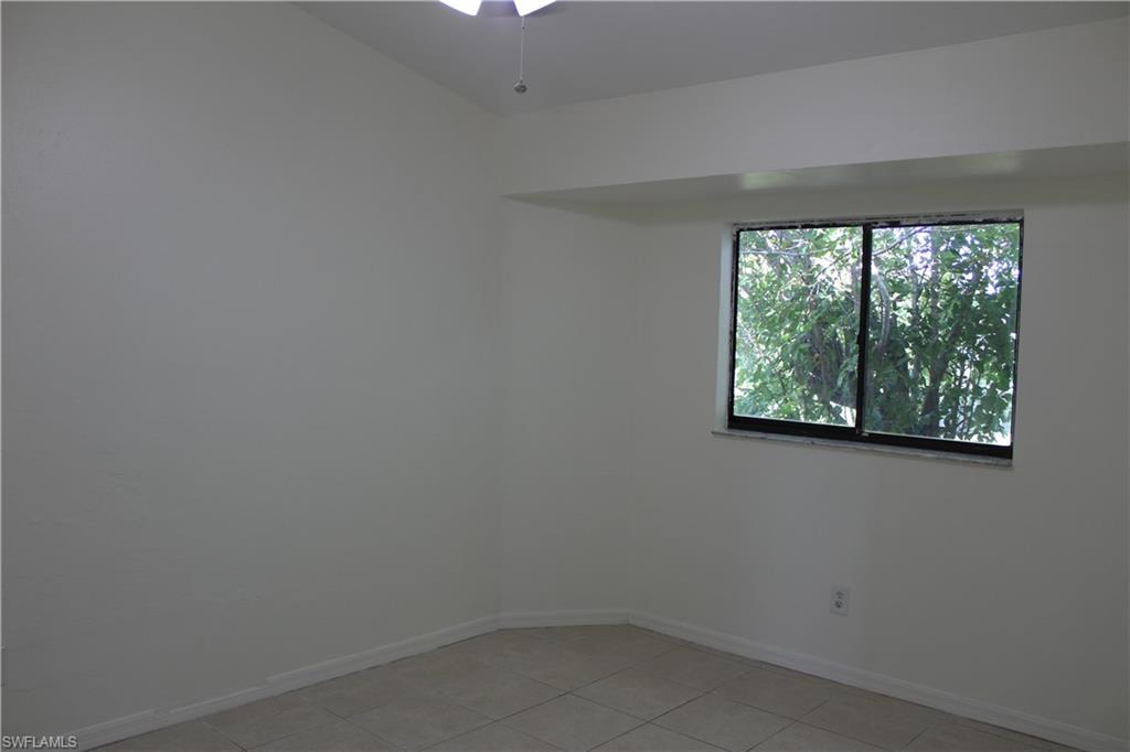 1905 6th St Property Photo 12