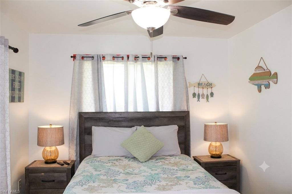 1025 Van Loon Ln Property Photo 10