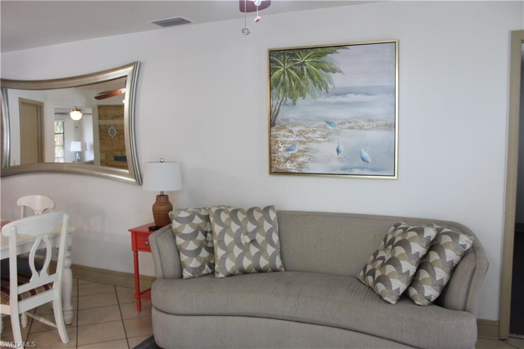 1025 Van Loon Ln Property Photo 14