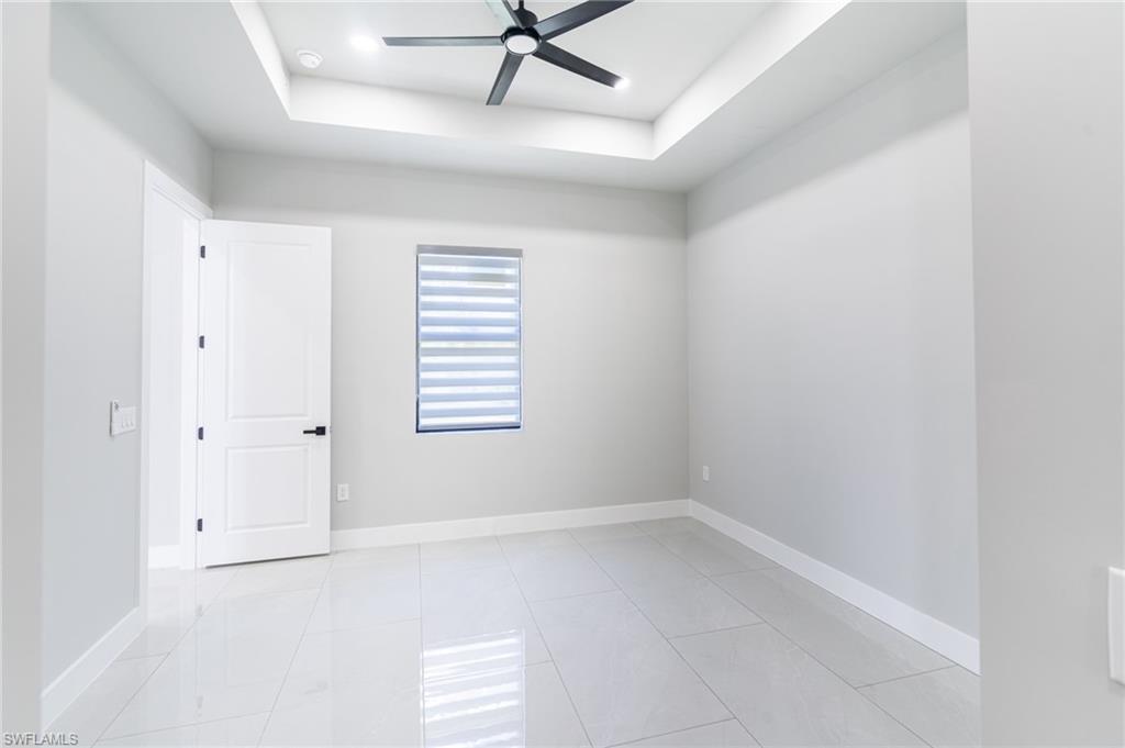 1015 Bagget St E Property Photo 26
