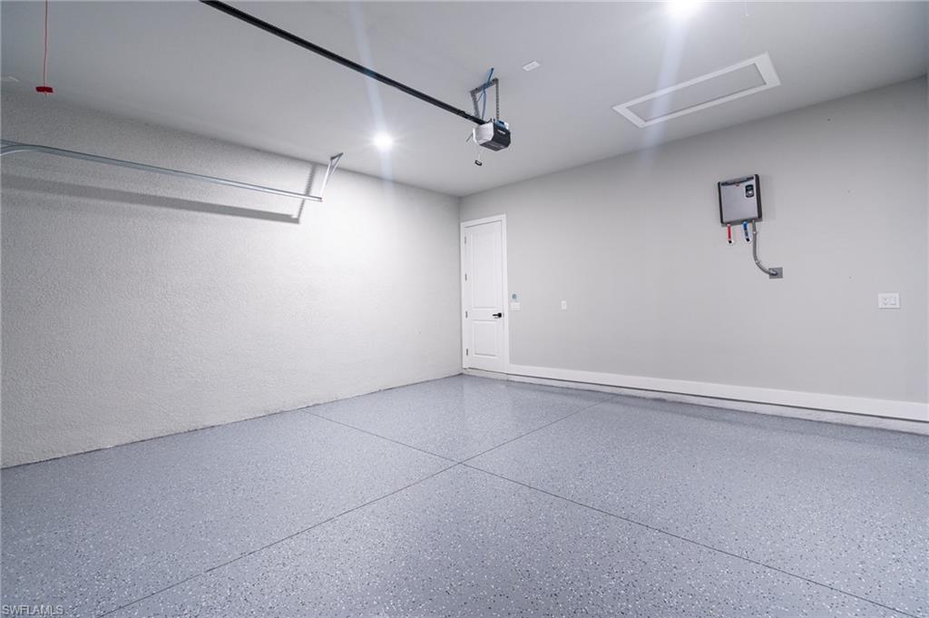 1015 Bagget St E Property Photo 37