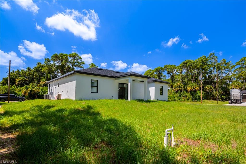 1015 Bagget St E Property Photo 42