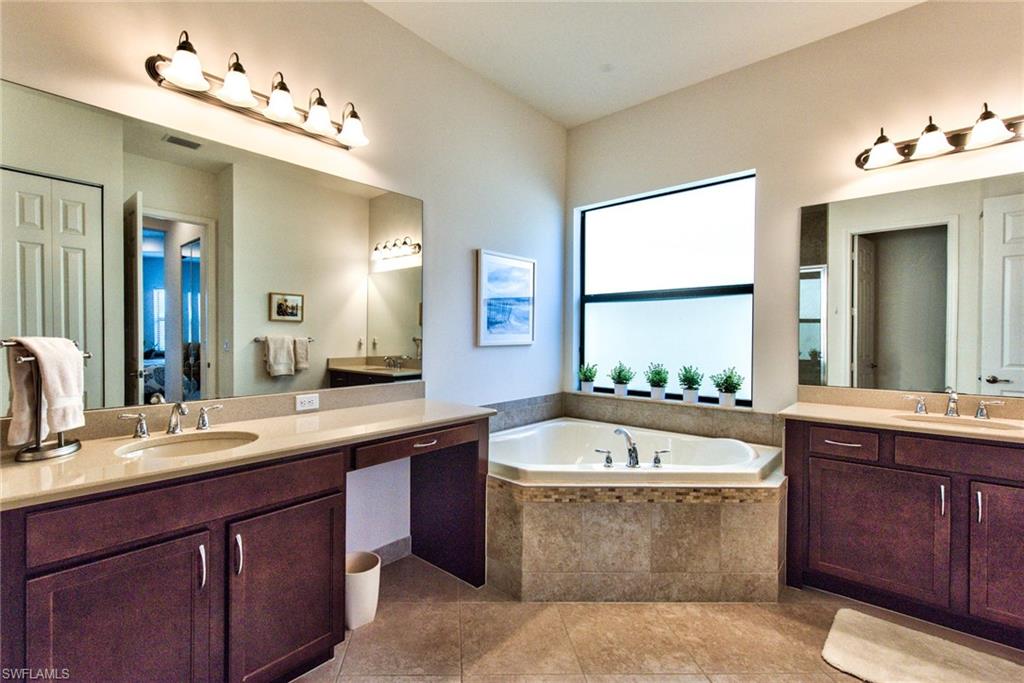 3417 Tigris Ln Property Photo 10