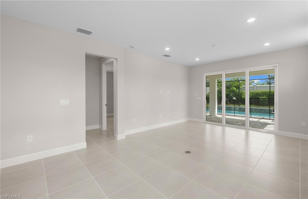 7461 Florida Elm Ct Property Photo 27