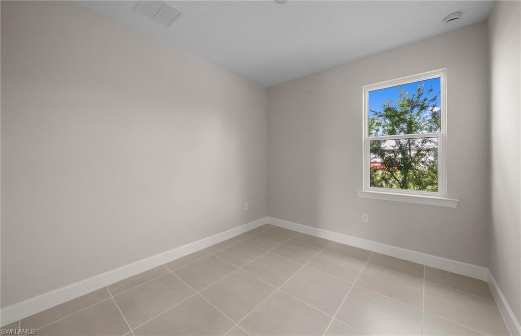 7461 Florida Elm Ct Property Photo 32