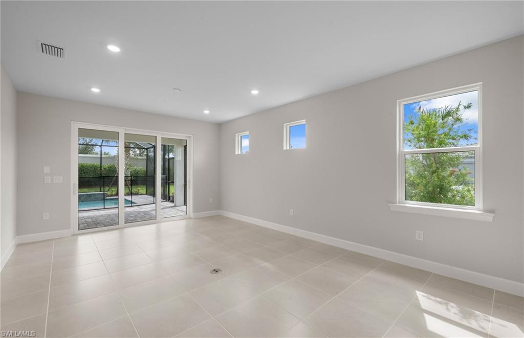 7461 Florida Elm Ct Property Photo 35