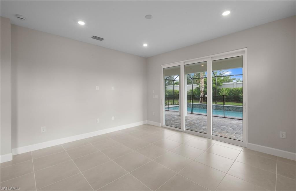 7461 Florida Elm Ct Property Photo 37