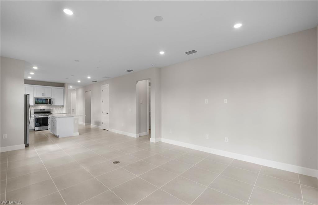7461 Florida Elm Ct Property Photo 40
