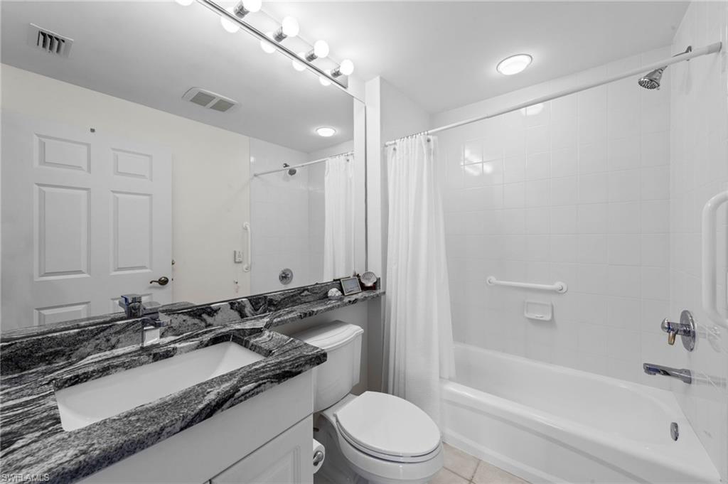1001 Arbor Lake Dr 904 Property Photo 10