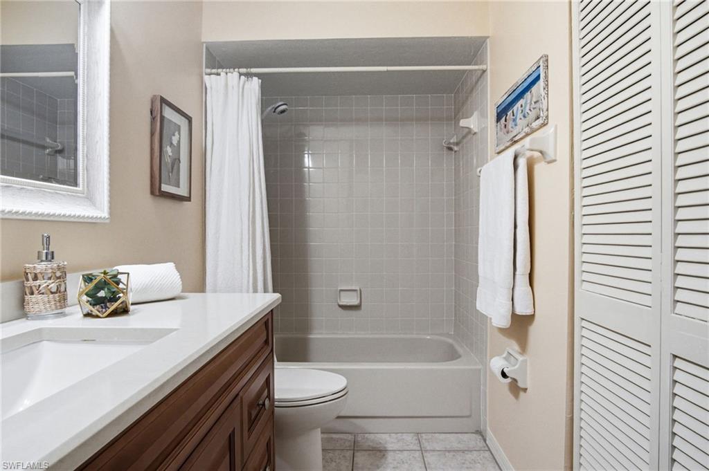 221 Fox Glen Dr 2302 Property Photo 26