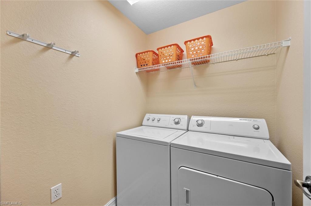 6815 Ascot Dr 102 Property Photo 22