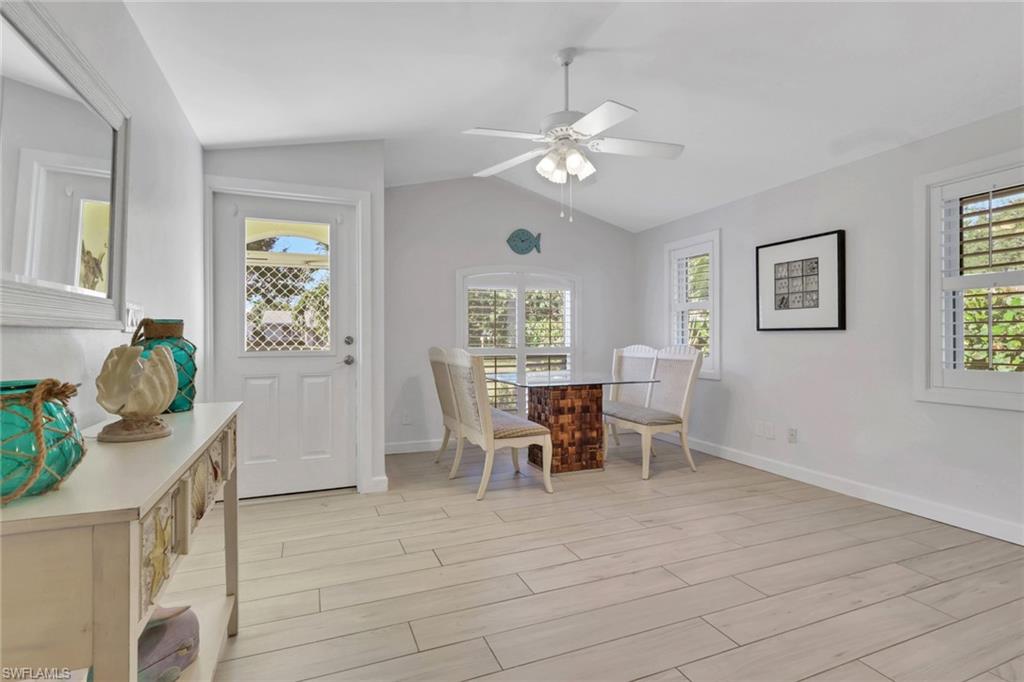 187 2nd St Property Photo 2
