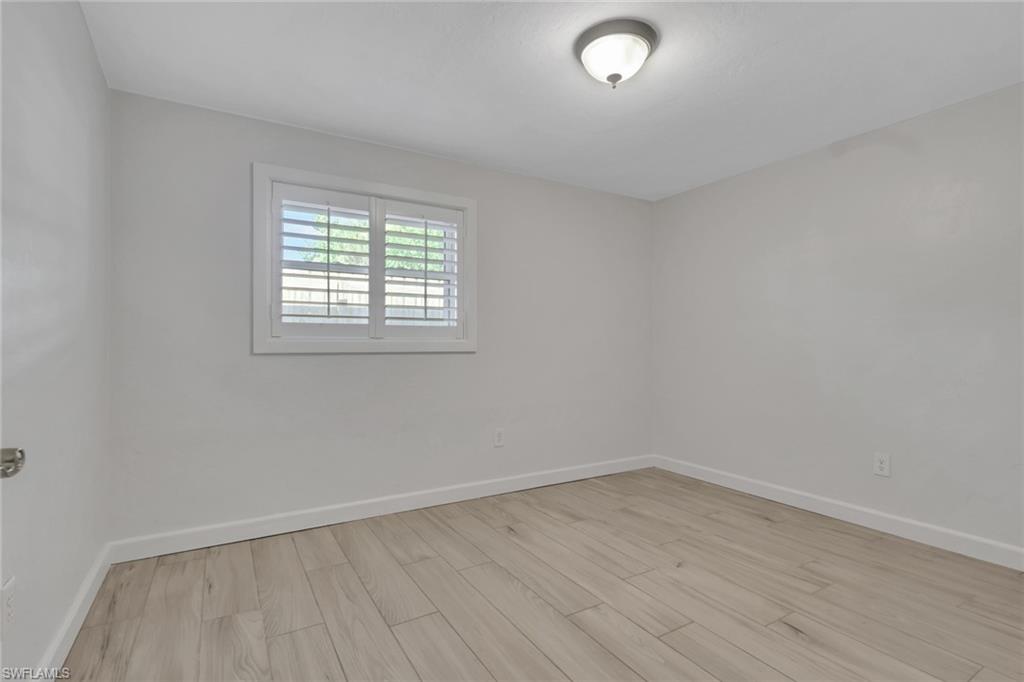 187 2nd St Property Photo 19