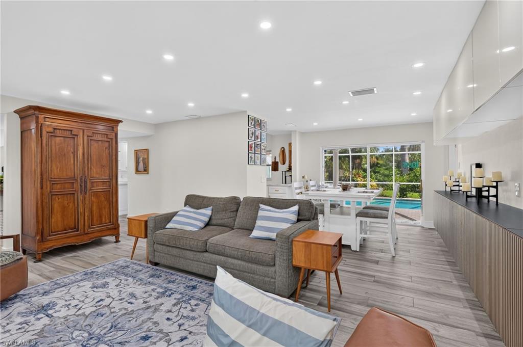 1771 Coral Way Property Photo 6