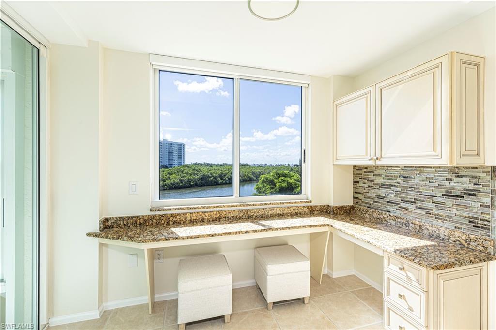 25 Bluebill Ave 301 Property Photo 11