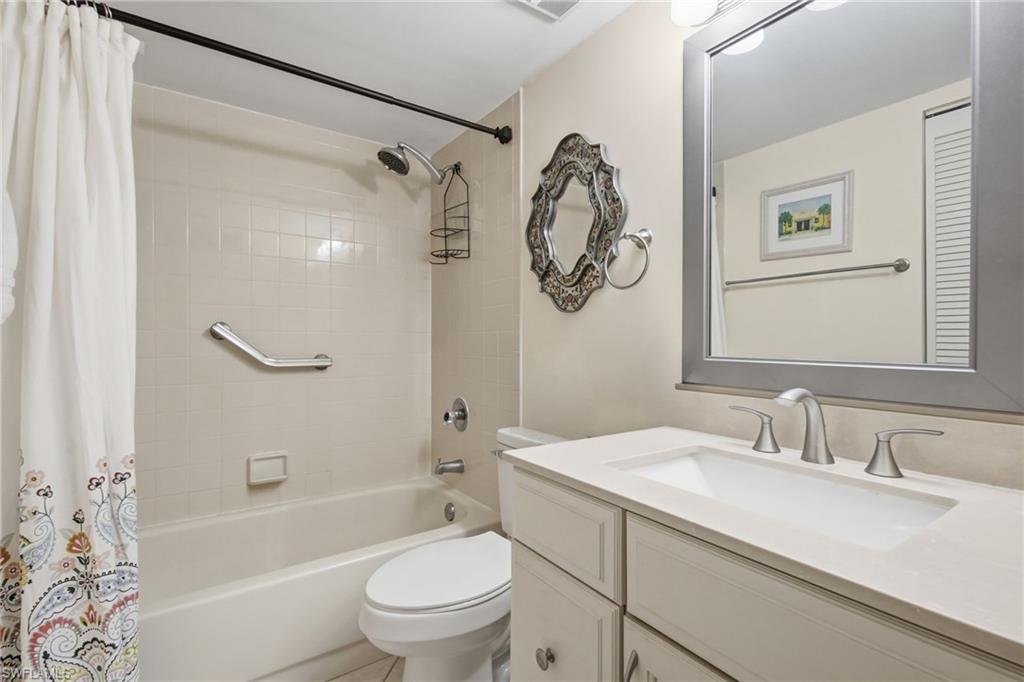 5767 Deauville Cir D106 Property Photo 12