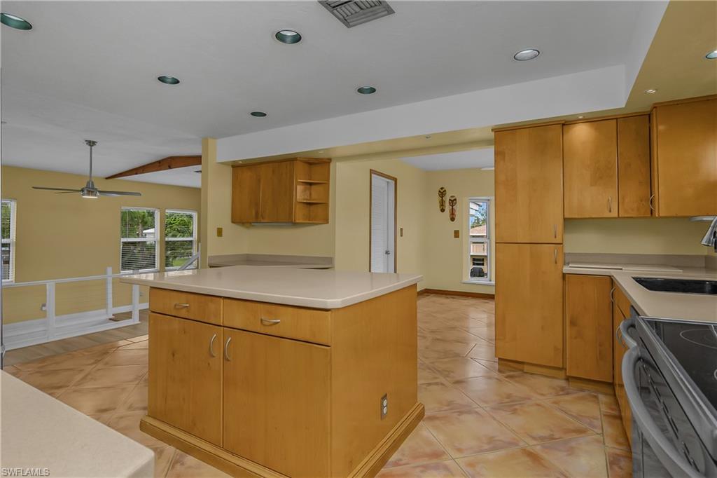 27265 High Seas Ln Property Photo 14
