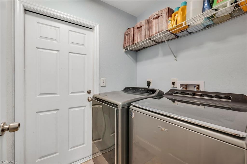 3525 35th Ave Ne Property Photo 17