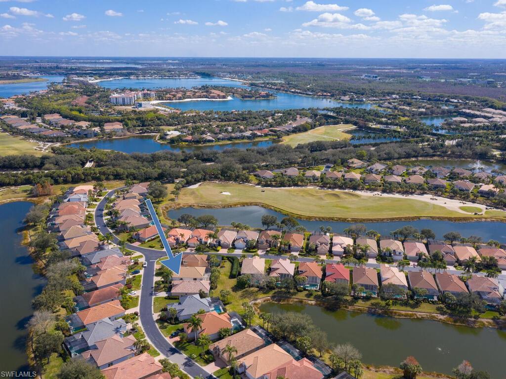 10000 Isola Way Property Photo 16