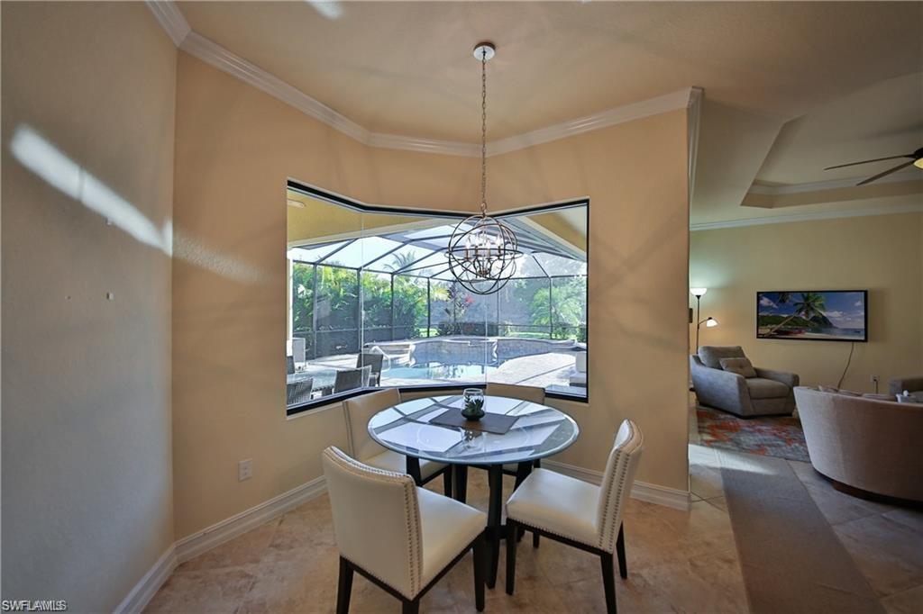 9461 Italia Way Property Photo 9