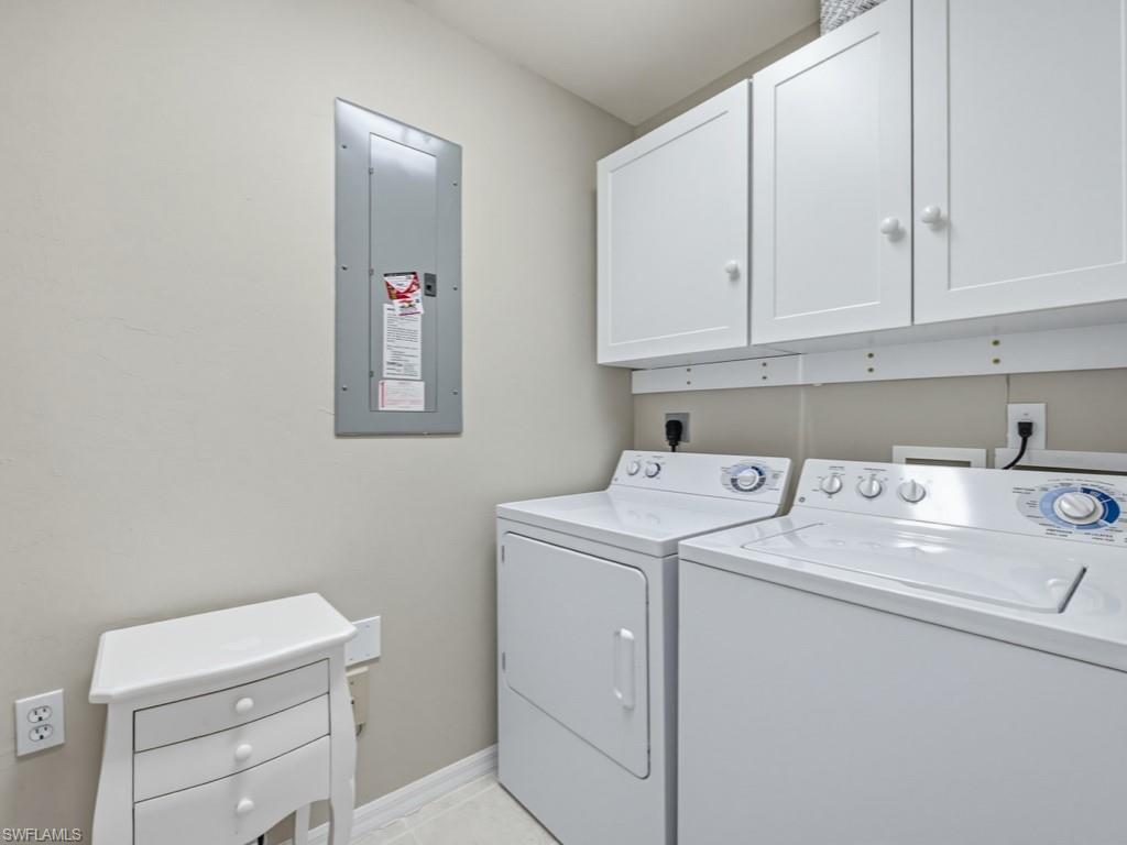 3445 Grand Cypress Dr 102 Property Photo 18