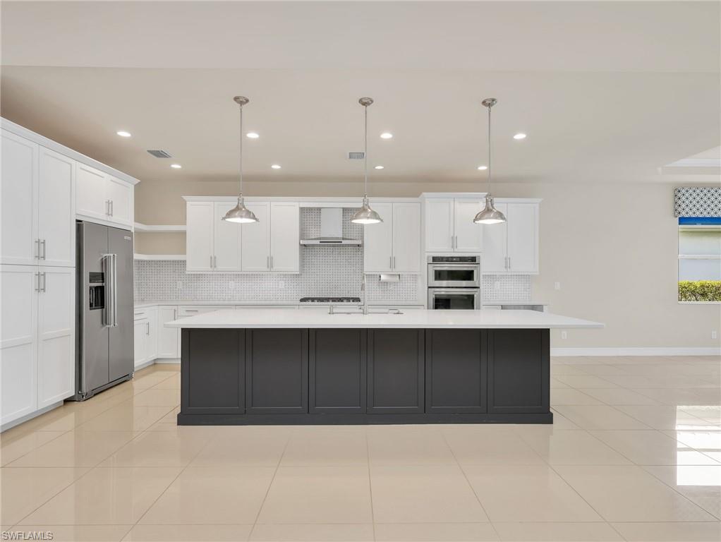 8893 Redonda Dr Property Photo 10